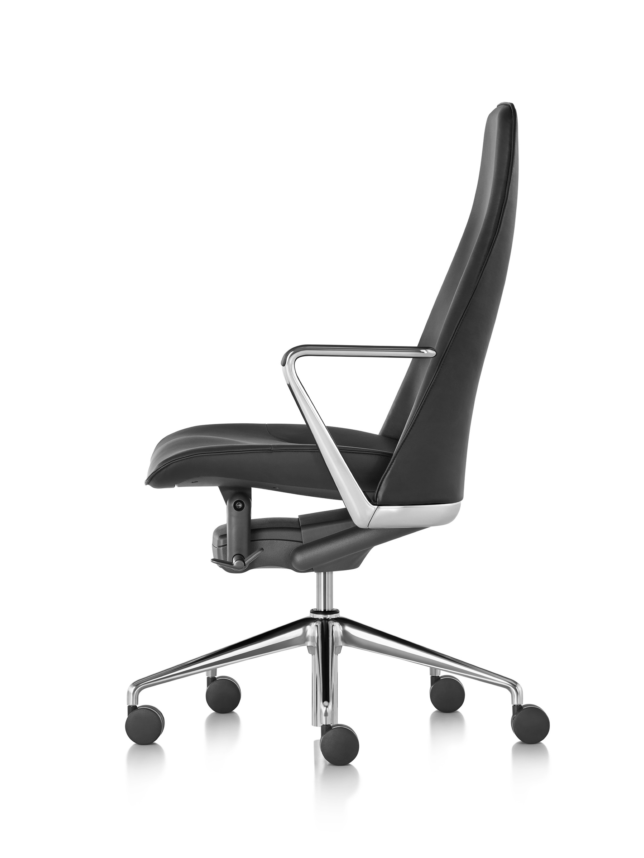 办公椅|现代真皮中班椅|办公家具|华体（中国）家具|锥形大班椅